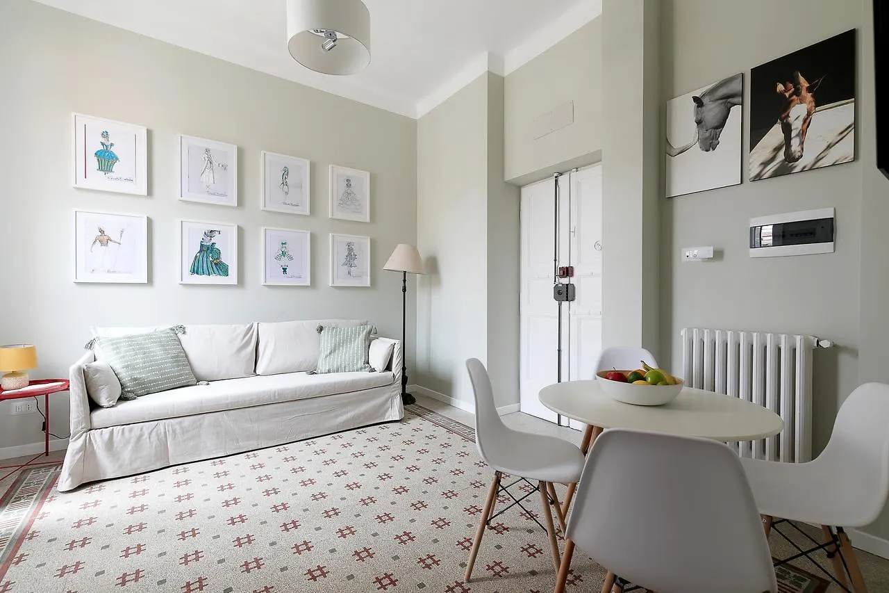 Vatican Stylish Apartment contacts